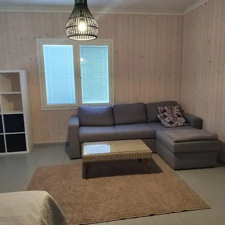 Omakotitalo Maaseudulla Laehellae Lahtea Villa Orimattila