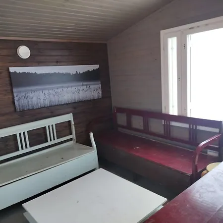 Villa Omakotitalo Maaseudulla Laehellae Lahtea *