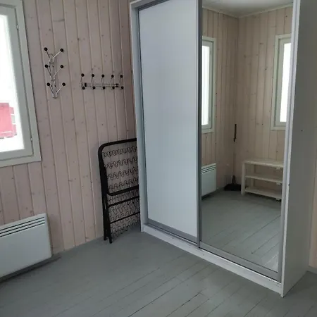 Omakotitalo Maaseudulla Laehellae Lahtea Villa *