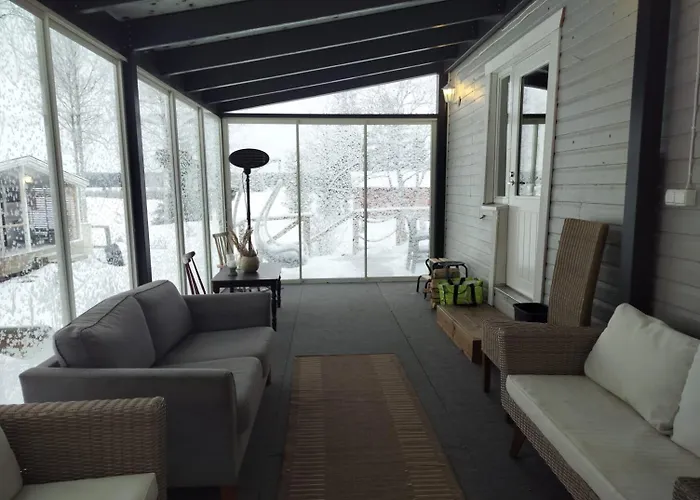 Omakotitalo Maaseudulla Laehellae Lahtea *