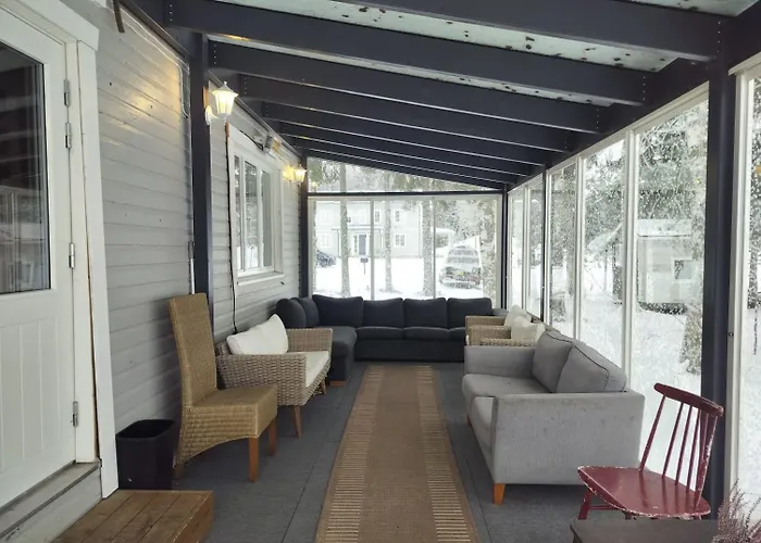 Omakotitalo Maaseudulla Laehellae Lahtea Вилла