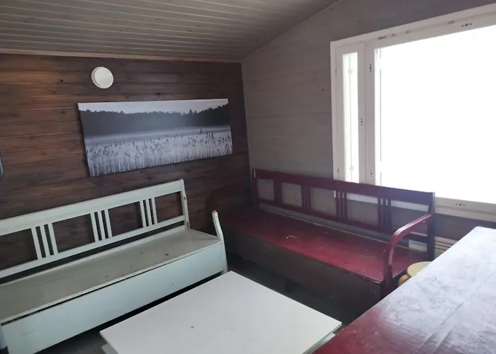 Вилла Omakotitalo Maaseudulla Laehellae Lahtea *