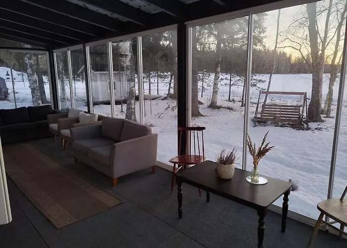 Omakotitalo Maaseudulla Laehellae Lahtea